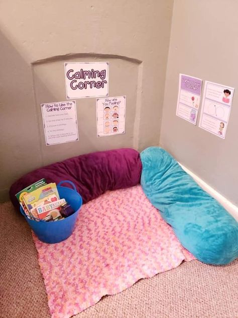 Calm down corner! Calming Corner Therapy, Calm Down Ideas, Calm Down Ideas For Preschoolers, Cozy Corner Daycare, Stretching Corner, Calm Down Area Preschool, Calm Corner Toddler, Calm Down Spot, Calming Corners For Classrooms