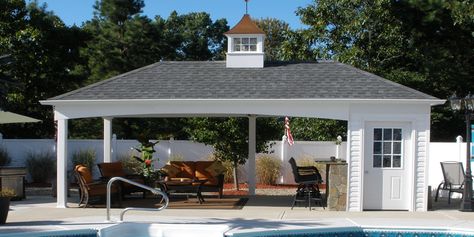 Pavilion With Bathroom, Small Pool Houses, Pool House Bathroom, Pool Pavilion, Pool Shed, Pool House Designs, Poolside Bar, Pool House Plans, Pool Cabana