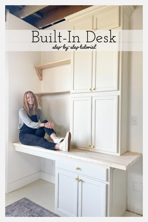 How to Build a Built-In Desk – Step-by-Step Tutorial - buildsbykristen.com Built In Office Desk And Cabinets, Diy Built In Desk, Built In Desk And Shelves, Desk Nook, Ikea Built In, Office Built Ins, Diy Furniture Ideas, Kitchen Desks, Tons Of Money