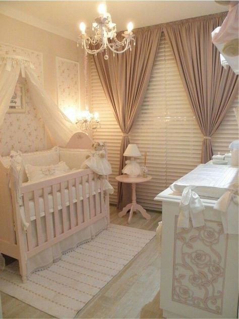 Baby Nursery Inspiration, Baby Rosa, Girl Nursery Room, Nursery Room Design, Baby Room Inspiration, Nursery Room Inspiration, Baby Room Design