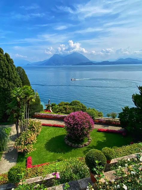 Lake Orta Italy, Isola Bella Lake Maggiore, Italy Locations, Lago Maggiore Italy, Lake Maggiore Italy, Lake Orta, Italy Road Trip, Architecture Europe, Italy Road