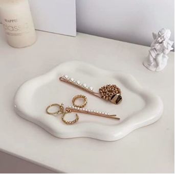 BIGPIPI Ceramic Jewelry Tray Dish for Ring Key Trinket, Cute Cloud Shape Decorative Jewelry Plate Holder for Women Gift (Bright White) Cute Clay Things, Shoes Organization, Jewelry Trays, Room Decor Aesthetic, Clay Things, Ceramic Tray, Cloud Shapes, Cute Clay, Plate Holder