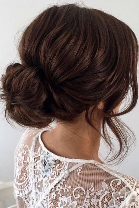 Bun And Bangs To Look Special Every Day ★ See more: http://lovehairstyles.com/bun-and-bangs-look-special/ Easy Updos For Long Hair, Weddings Idea, Elegant Bun, Prom Hair Updo, Hair Bun Maker, Easy Bun Hairstyles, Easy Hair Updos, Peinados Fáciles Para Cabello Corto, Bridesmaid Hair Updo