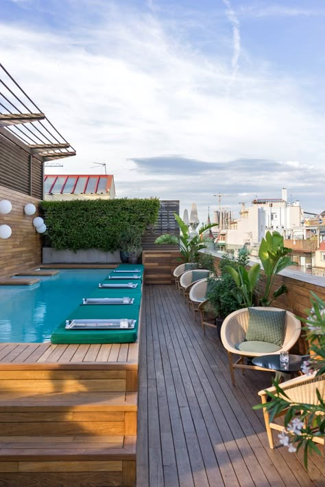 Pool On The Roof, Roof Pool, Terrace Pool, Hotel Barcelona, Terrasse Design, Modern Outdoor Spaces, Small Swimming Pools, Terrace Garden Design, Barcelona Hotels