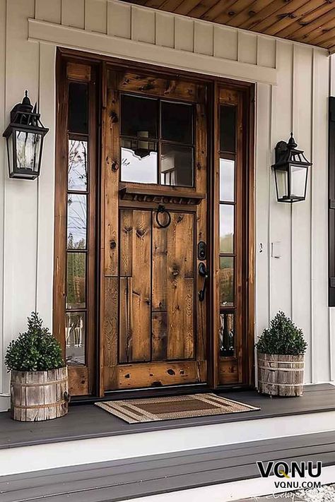 Rustic Entry Doors, Country Front Door, Entryway Designs, Beautiful Houses Exterior, Wooden Front Door, Wood Front Entry Doors, Minimalist Entryway, Double Door Entryway, Wooden Barrels