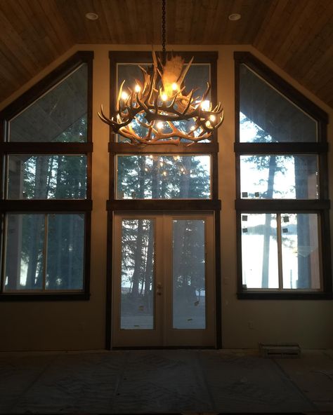 Here’s a 6 foot elk and moose chandelier I built a couple years ago. Have a big space, hit me up and let’s talk options for filling it with my art! Thanks for following! #artist #designer #lakelife #lake #home #lighting Antler Design, Lake Home, Lake Life, Antlers, Home Lighting, Elk, Moose, A Couple, My Art