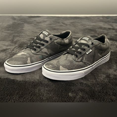 NEW Men's Rare VANS Off the Wall Grey Camo Size 11.5 Rare Vans, Camo Designs, Grey Camo, Sneaker Games, Vans Off The Wall, New Man, Off The Wall, Camo, Fashion Forward