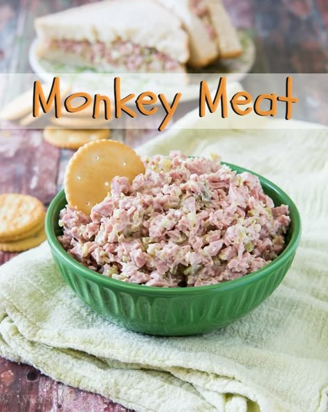 Monkey Meat, Bologna Salad, Sandwich Spread Recipes, Diy Easy Recipes, Keto Appetizers, Ham Salad, Sandwich Spread, Spread Recipes, Amazing Appetizers