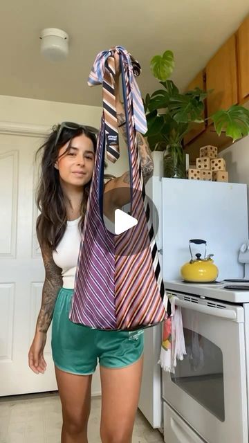 DANA ANDREWS on Instagram: "SUNWORN TIE BAG I MADE FROM THRIFED TIES!!! 🫨 IM WAAY OBSESSED!! DO I MAKE MORE 4 U GUYS?! SAY YES!!! #sunwornvintage #tiebags #upcycled #sunworntiebag" Tie Bags Diy, Upcycling Ties, Necktie Bag, Tie Upcycle, Upcycle Ties, Upcycle Bag, Tie Purse, Tie Pillows, Dana Andrews