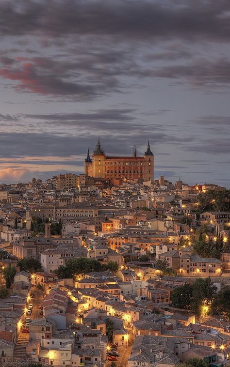 Travel Collage, Toledo Spain, Hd Background, Mac Laptop, Grand Tour, City Travel, Countries Of The World, Nature Travel, Historical Sites