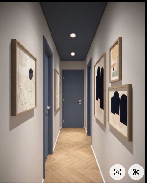 Apartment Corridor Ideas, Passage Design Interiors Hallways, Painting Hallway Ideas, Hall Wall Painting, Corridor Wall Design, Passage Wall Design, Small Corridor, Passage Design, Hallway Interior Design