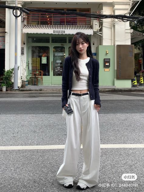 Outfit Korean Style, Korean Casual Outfits, Mode Inspo, 가을 패션, Korean Outfits, Casual Style Outfits, Lookbook Outfits, Cute Casual Outfits, Daily Outfits