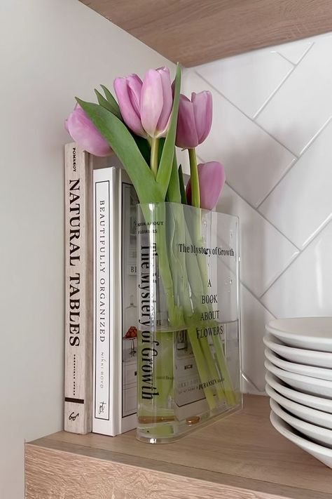 Book Vase, Clear Book, Vase For Flowers, Interior Design Per La Casa, Future Apartment Decor, Unique Vases, Bookshelf Decor, Room Makeover Inspiration, Cute Room Decor