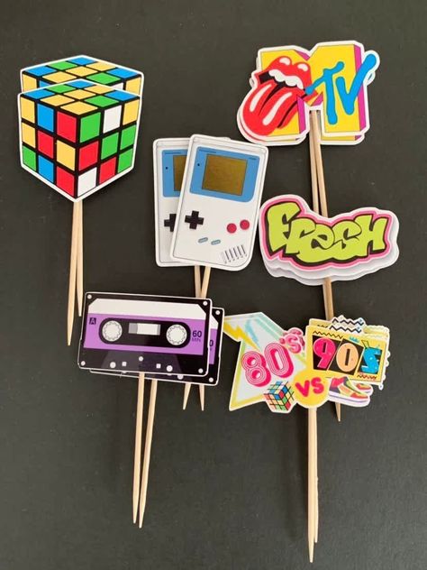 90s Decorations, 90s Theme Party Decorations, 90s Party Ideas, 90s Party Decorations, 80s Party Decorations, Diy Halloween Party, 80s Birthday Parties, 90s Theme Party, 80s Theme Party