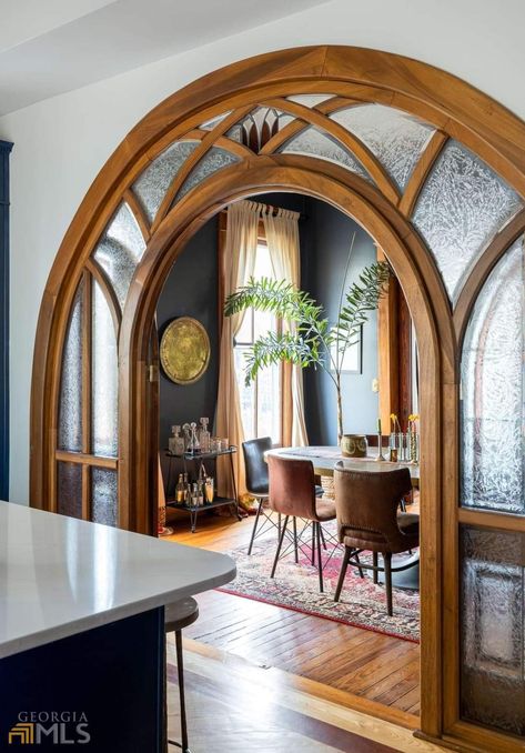 Unique Archways In Homes, Elvish Interior Design, Archway In House, Arch Doorway Ideas, Arched Passageway, Home With Arches, Arches In Homes, Arched Doorways Interior, Arch Ways