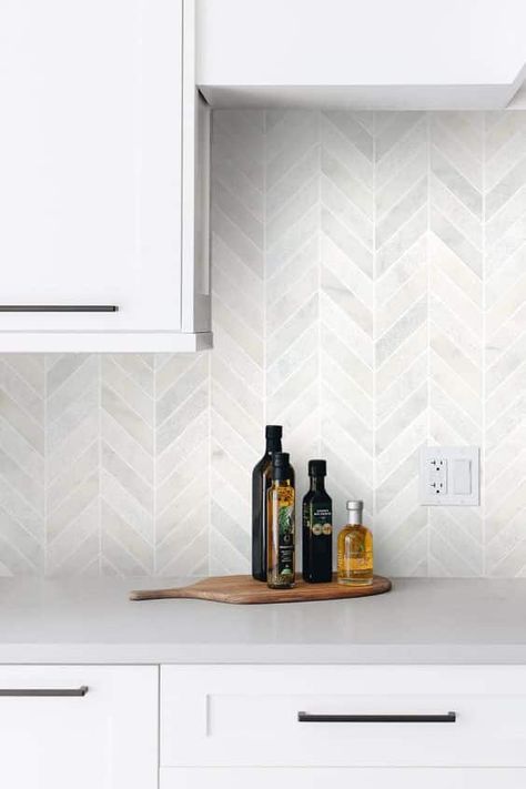 Best Kitchen Tile Backsplash, White Backsplash Kitchen Herringbone, Modern Kitchen Design Backsplash, Chevron Pattern Backsplash, Kitchen Tiles Backsplash With White Cabinets Backsplash.com, Kitchen Backsplash Inspiration Tile, Kitchen Backsplash Grey Cabinets White Counter, White Kitchen Chevron Backsplash, Hering Bone Backsplash Kitchen White