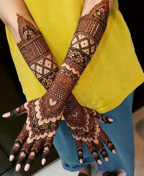 #makeup #heena #mehndihenna #artist #hennafun #photography #fashion #mehndilovers #weddingphotography #indianbride #barat #pakistanibride #shaadi #mehendidesign #instagram #weddingdress #naturalhenna #walima #islamabad #hennalookbook #lahore #pakistan #mehnditattoo #mehndioutfits #inspire #pakistanifashion #bridalmakeup #mehndipattern #weddingseason #mehndinight Mylanchi Designs For Bride, Mehandi Designs Bridal Back Hand, Brides Mehndi Design, Bridal Mehandi Designs Arabic Mehndi, Mehandi Designs Bridal Marriage, Latest Bridal Mehndi Designs Weddings Back Hand, Mehandhi Designs Bridal, Bridal Mehendi Designs Hands Latest, Bridal Mehndi Back Hand