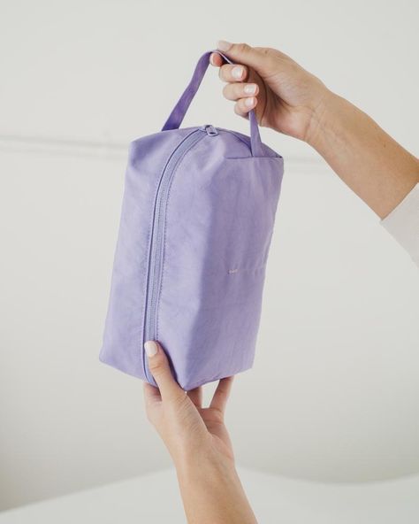 Baggu Dopp Kit by Baggu - Dwell Cos Bags, Cute Outfits With Jeans, Purple Gift, Search Icon, Dopp Kit, Modern Homes, Gift Collections, Diy Bag, Diy Inspiration