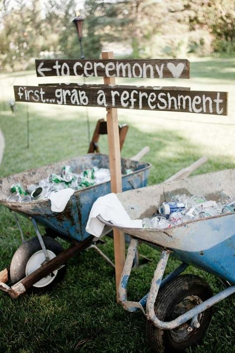 Summer Wedding Decorations, Rustic Wedding Diy, Summer Wedding Outdoor, Drink Station, Stella York, Outdoor Wedding Decorations, Outside Wedding, Rustic Country Wedding, Wedding Event Planning