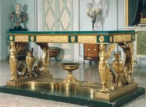 French Empire Furniture, Fine Antique Furniture, Empire Furniture, Unusual Furniture, Loft Furniture, Luxury Furniture Design, Antique French Furniture, Furniture Antique, French Empire