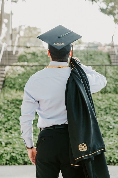 Graduation Pictures Outfits Men, Graduation Photo For Men, Nursing Graduation Pictures Men, Graduation Photoshoot Ideas For Men, Grad Pic Poses Men, Grad Pictures For Guys, Men's College Graduation Photos, Graduation Photoshoot Men Photo Ideas, Graduation Pics For Guys