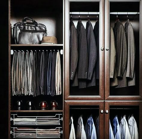 Mens Organized Suits And Pants Closet Cabinetry Mens Closet Organization, Mens Closet, Organiser Son Dressing, Men's Closet, Luxury Closets, Closets Design, Walk In Closet Design, Fashion Walk, Luxury Closets Design