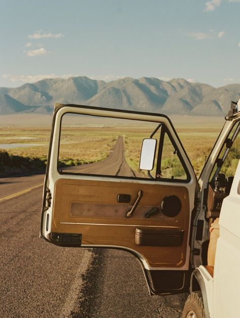 Usa Roadtrip, American Road Trip, Cinematic Photography, Road Trip Usa, In The Mood, Photography Inspo, The Mood, Wild West, Van Life