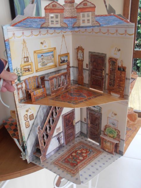 Pop Up Doll House, 3d Paper Houses, Book House, Dollhouse Rug, Dollhouse Books, Miniature World, Pop Up Art, Paper Pop, Paper Doll House