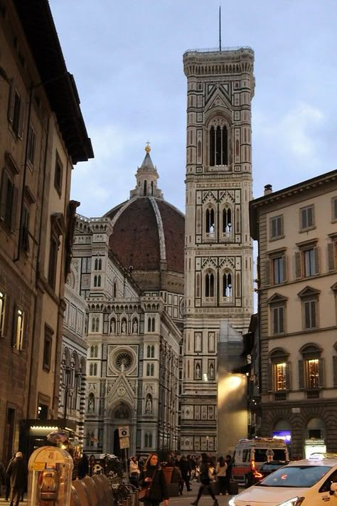 FIRENZE | nazzzareno | Flickr Florence Photo Spots, Ufizzi Gallery Florence, Florence To Do, Florence Astethic, Italy Aesthetic Florence, Firenze Photo Ideas, Florence Aesthetic Italy, Florence Italy Aesthetic, Florence Aesthetic