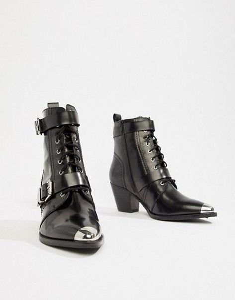 New Rock, Cool Boots, Character Outfits, Corsets, Lace Up Boots, Fashion Boots, Leather Boots, Combat Boots, Fashion Shoes