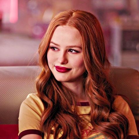 Cheryl Blossom Aesthetic, Cheryl Blossom Riverdale, Riverdale Aesthetic, Riverdale Cheryl, Riverdale Cast, Madelaine Petsch, Cheryl Blossom, Power Girl, Riverdale