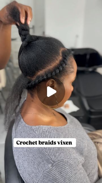 Lala l Experte Crochet Braids on Instagram: "👉Crochet braids vixen 
2 paquets mèches jumbo numéro 1b

#crochetbraids #crochetbraidstyles ##knotlessboxbraids #braidsfordays #coiffureafro #afrohairstyle #afrohair #cheveuxnaturels #hairgoals #hairstyleoftheday #hairtransformation #hairideas #hairideasforgirls"