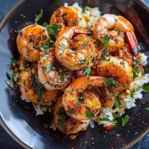 Tasty Soul Food Recipes | Hawaiian Garlic Shrimp | Facebook Hawaiian Garlic Shrimp, Soul Food Recipes, Meal Planning Menus, Jumbo Shrimp, Garlic Shrimp, 1 Pound, Soul Food, Purpose Flour, Meal Planning