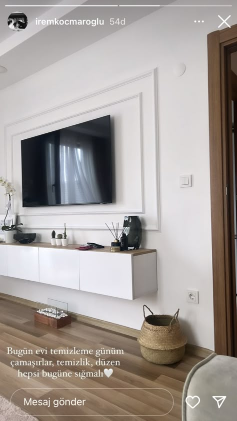 Wall Molding Tv Unit, Tv Molding Wall, Moulding Tv Unit, Wall Molding Living Room Tv, Tv Wall Decor Luxury, Tv Wall Moulding, Apartment Bathroom Design, French Style Living Room, Open Living Room Design