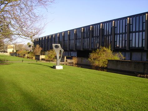 St Catherine's College, Oxford  Designed by the Danish architect Arne Jacobsen in the 1960s, St Catherine's College is Grade I listed. St Catherines College Oxford, Arne Jacobsen Architecture, St Hildas College Oxford, Jacobsen Architecture, Oxford Town, Worcester College Oxford, Christchurch College Oxford, Hertford College Oxford, Linda Jones