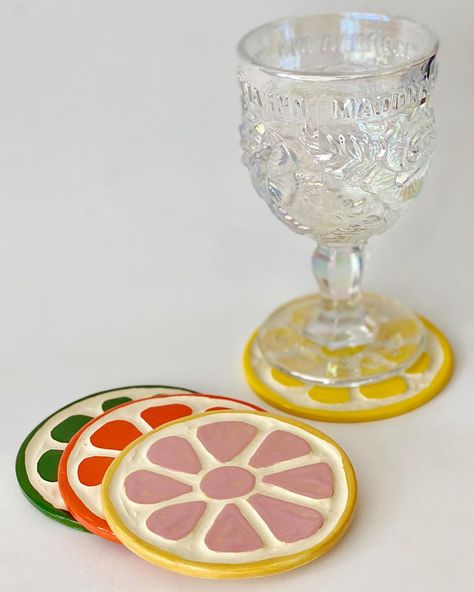 Fruit Coasters, Diy Keramik, Drukarka 3d, Diy Pottery Painting, Ceramic Fruit, Diy Air Dry Clay, Air Dry Clay Projects, Cerámica Ideas, Clay Diy Projects