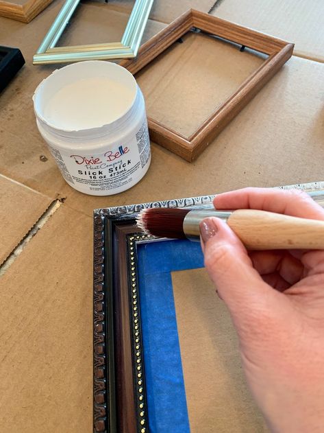 How to Paint Picture Frames - The House on Silverado How To Paint Picture Frames Diy, Paint Photo Frames Diy, Refurbish Picture Frames, Repaint Picture Frames Diy, Painting Old Picture Frames, Diy Painting Frames Ideas, How To Paint A Picture Frame, Refurbished Picture Frames, Picture Frame Painting Ideas Diy Wood