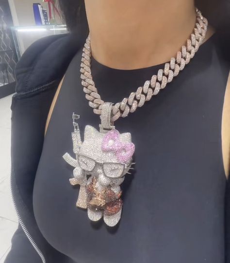 Hello Kitty Chain, Hello Kitty Necklace, Hello Kitty Gifts, Kitty Necklace, Images Hello Kitty, Hello Kitty Merchandise, Hello Kitty Jewelry, Kitty Clothes, Hello Kitty Rooms