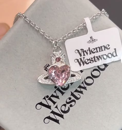 Vivienne Westwood Jewellery, Jewelry Accessories Ideas, Pink Girly Things, Girly Accessories, Classy Jewelry, Jewelry Lookbook, Pretty Jewelry, Fancy Jewelry, Accessories Ideas