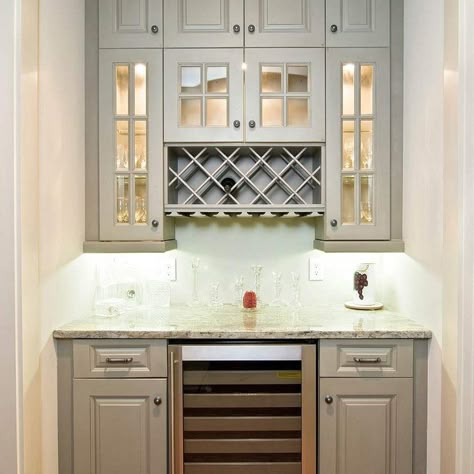 75 Wet Bar Ideas You'll Love - March, 2024 | Houzz Dry Bar Wall Cabinet, Wet Bar Island Ideas, Dining Room Wet Bar Ideas, Built In Bars For Home, Built In Bar In Kitchen, Bar In Kitchen Ideas, Built In Mini Bar, Wet Bar Dining Room, Bar On Wall