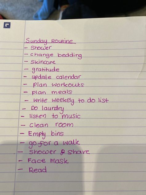 if your bord on sundays here is a little thing you can do x What To Do On Sunday, Things To Do On A Sunday, Sunday To Do List, Glow Up List, Productive Sunday, Pink Kisses, Getting My Life Together, Sunday Routine, Sunday Reset