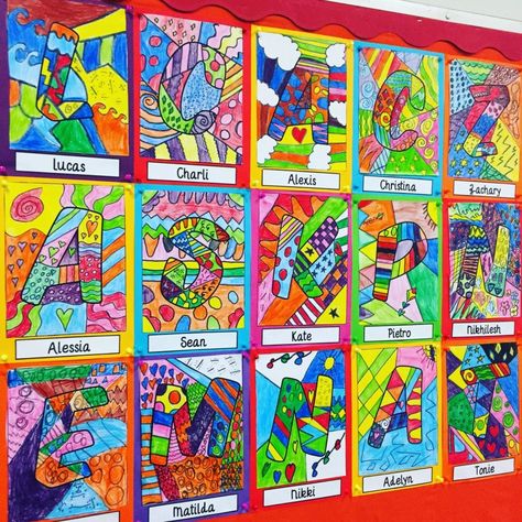 Art 2nd Grade, Name Art Projects, Romero Britto Art, Grade 1 Art, Britto Art, Classe D'art, Back To School Art, 4th Grade Art, 5th Grade Art