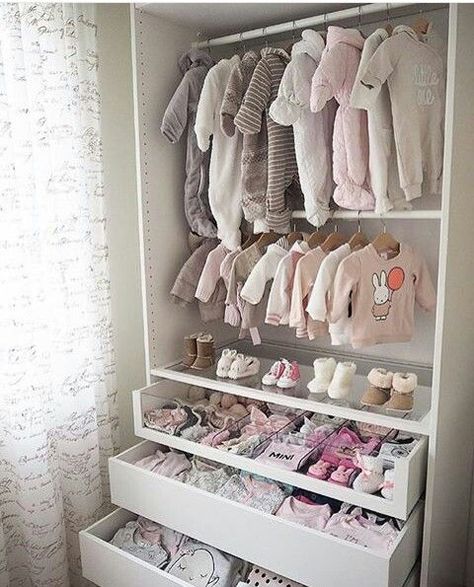 Ikea Baby, Baby Nursery Inspiration, Girl Nursery Themes, Baby Room Organization, Nursery Closet, Girl Nursery Room, Baby Room Inspiration, Baby Inspiration, Baby Closet