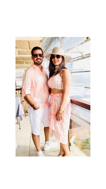 Label Snigdha kapoor shared a post on Instagram: "Peach tie dye coord-set 🌷 . Get yourself coordinated resort wear . To place your order DM or WhatsApp us @9971767771 . . . #labelsnigdhakapoor #coordset #coordinatedoutfits #couplegoals #coupleoutfits #resortwear #vacationmode #vacationvibes #summercollection #summerclothes #cottoncoordsets #beachwearcollection #thesnikaaffair #couplereels". Follow their account to see 231 posts. Indian Wedding Sari, Coordinated Outfits, Peach Tie, Reception Saree, Coordinates Outfits, Saree With Belt, Coord Sets, Summer Tie Dye, Wedding Sari