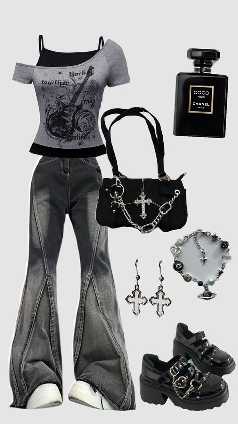 #ootd #outfit #aesthetic #rock #punk #grunge #goth #emo #black #metal #metallica #chanel Punk Workout Clothes, Outfit Ideas Goth Aesthetic, 2010 Goth Aesthetic, Goth Fitness Outfit, Black Alternative Outfits, Grunge Outfits With Pants, Evanescence Aesthetic Outfit, Moshpit Outfit, Metal Rock Outfit