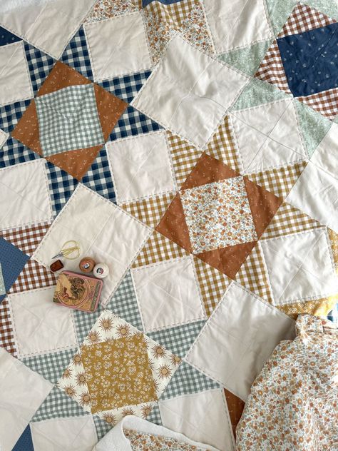 What is Joz making- November — Joz Makes Quilts Sawtooth Star Quilt Pattern, Gingham Quilts, Blue And Green Quilt, Sawtooth Star Quilt, Antique Quilts Patterns, Blue Quilt Patterns, Quilt Collection, Quilt Stars, Gingham Quilt