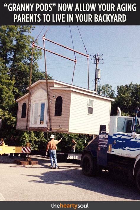 “Granny Pods” Now Allow Your Aging Parents to Live in Your Backyard | The Hearty Soul Granny Pods Floor Plans, Pods Moving, Granny Pods, Granny House, Home Finishes, Granny Pod, She Shed Ideas, Baby Boomers Generation, Backyard Cottage