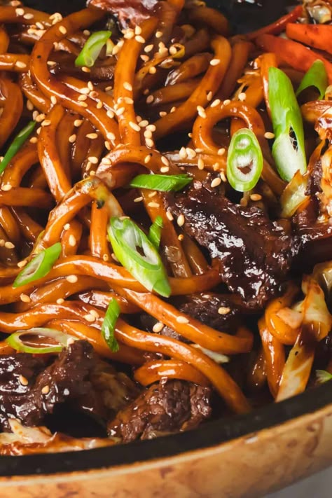 Easy Beef Yaki Udon Noodle Recipe | Mikha Eats Beef Noodle Bowls Asian, Beef And Broccoli Udon Noodles, Yakiudon Recipe Stir Fry, Beef And Udon Noodles Stir Fry, Udon Noodle Stir Fry Beef, Steak Udon Noodles, Udon Noodle Recipe Beef, Teriyaki Udon Noodles Stir Fry, Asian Beef Noodles