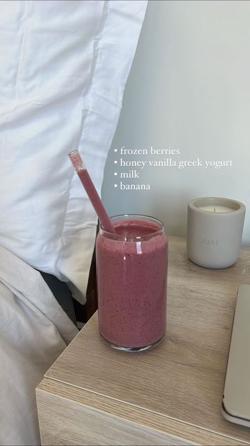 Fruit Smoothie Recipes Healthy, Smoothie Recipes Healthy Breakfast, Smoothie Drink Recipes, Food Motivation, Healthy Drinks Smoothies, Healthy Food Dishes, Easy Smoothie Recipes, Healthy Food Motivation, Healthy Lifestyle Food