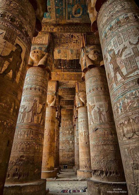 Het-Heru Temple - Temple of Hathor, Dendera Temple Of Hathor, Ancient Egyptian Architecture, Starověký Egypt, Architecture Antique, Egypt Aesthetic, Egyptian Temple, Ancient Egypt History, Karnak Temple, Empire Romain